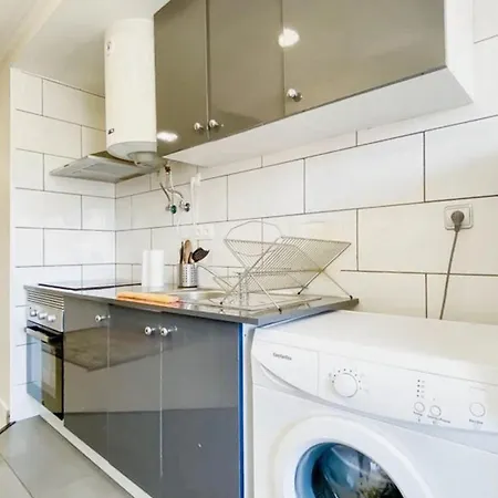 Apartment Charming In Lisboa, 3 Sqm, View