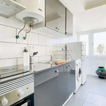 Charming In Lisboa, 3 Sqm, View Apartament *