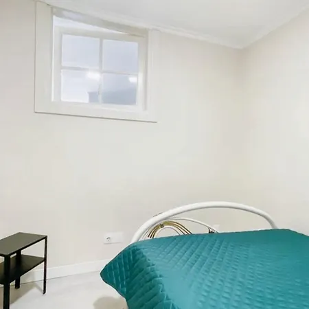 Charming In Lisboa, 3 Sqm, View Appartement